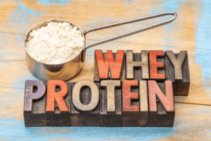 व्हे प्रोटीन (प्रोटीन पाउडर) के फायदे और नुकसान – Whey Protein