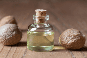 जायफल तेल के फायदे और नुकसान – Nutmeg Oil