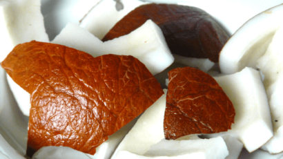 नारियल भिगोकर खाने के फायदे – Benefits of soaked Coconut