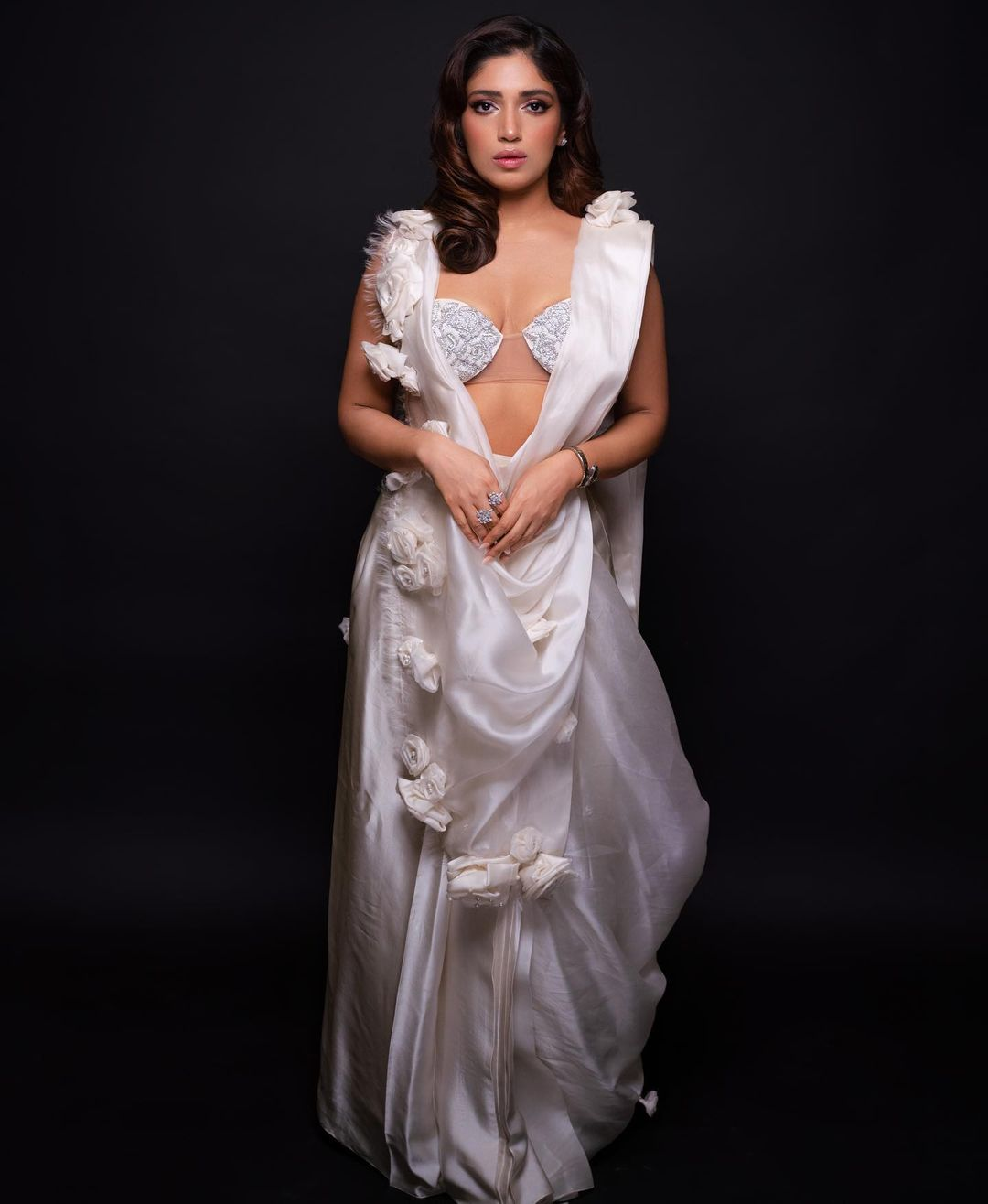 Bhumi Pednekar looks hot in a plain white silk saree